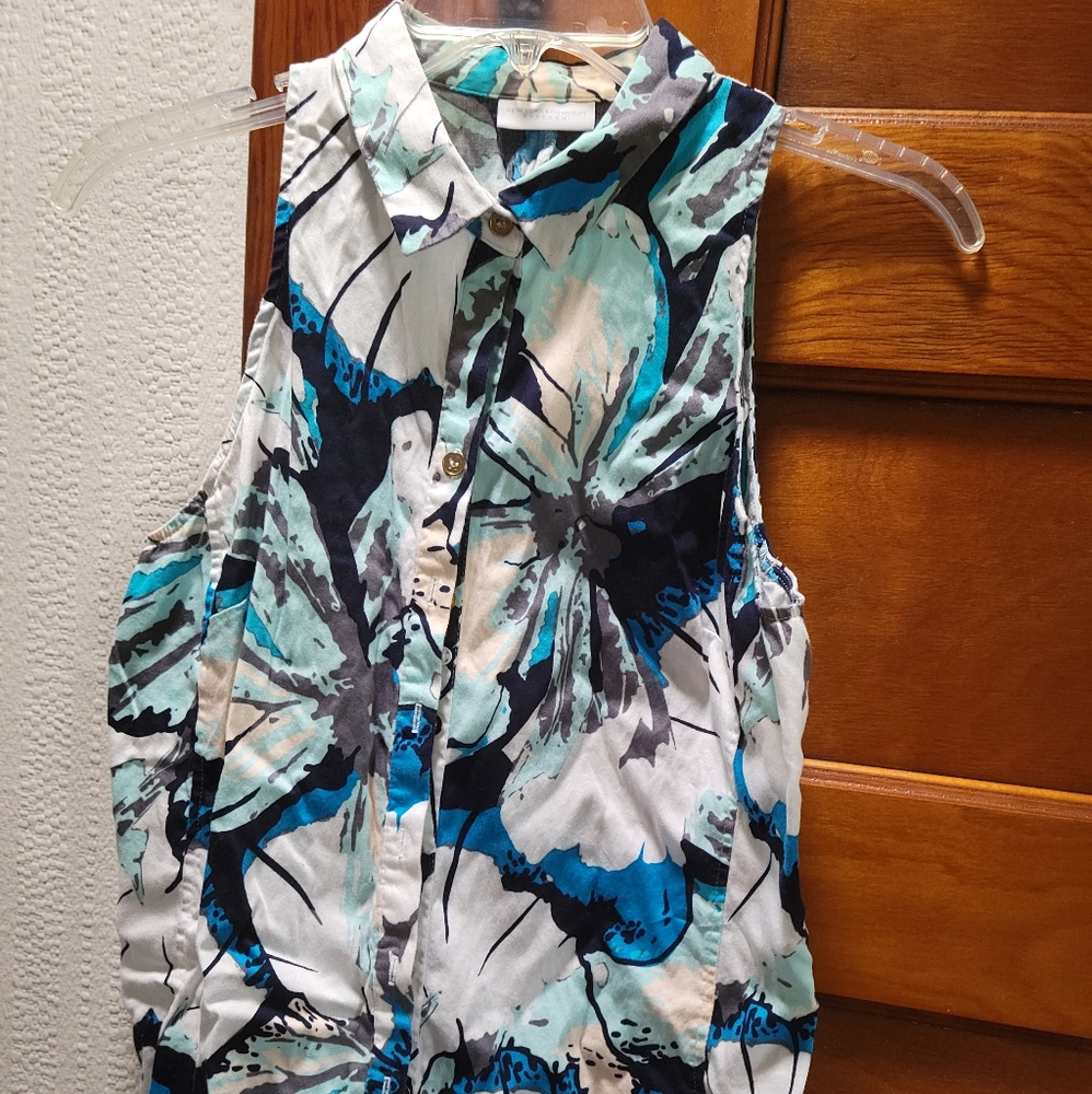New York & Co Floral Button down